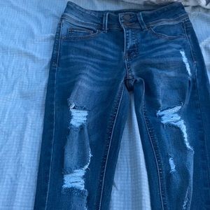 Brand: Indigo Rein, Size: 1 W:24 L:27, Ripped skinny jeans